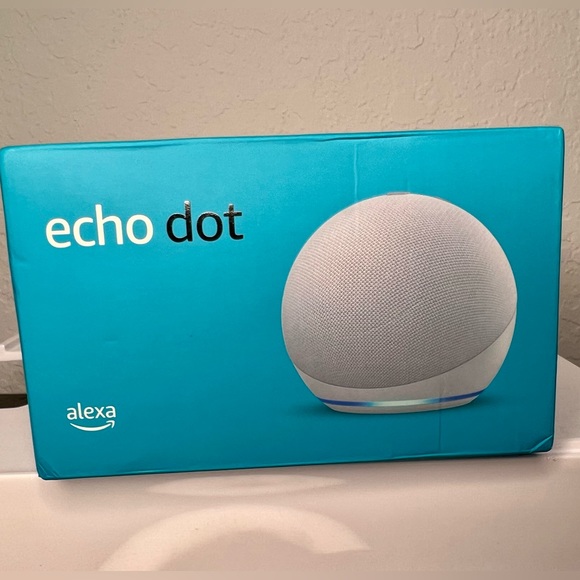 Amazon Echo (4th Gen) | Premium Sound Smart Home Hub Alexa Glacier White - Picture 4 of 13